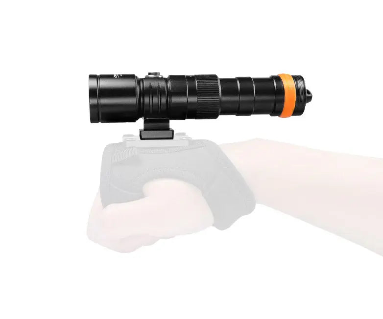OrcaTorch DC710 Scuba Dive Light